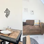 Apartment Le Saint Pathere - Proche A16 - Fibre Calais