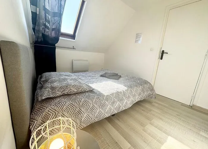 Le Saint Pathere - Proche A16 - Fibre דירה